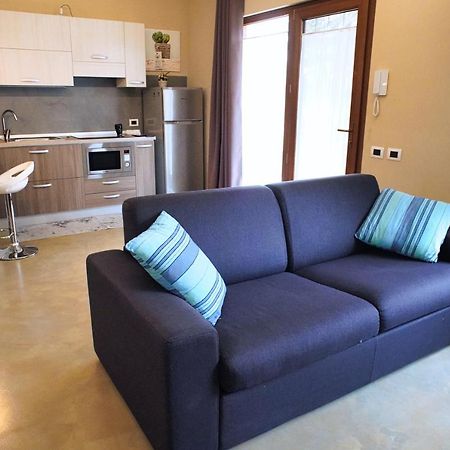Vanda Luxury House Near Gardaland And Garda Lake Castelnuovo del Garda Exterior foto