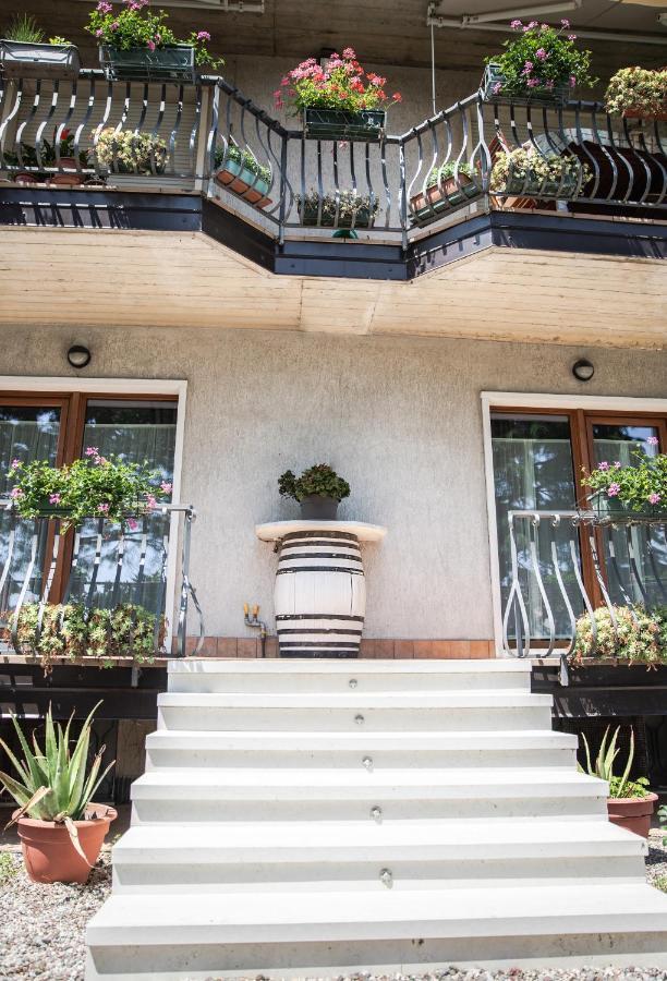 Vanda Luxury House Near Gardaland And Garda Lake Castelnuovo del Garda Exterior foto