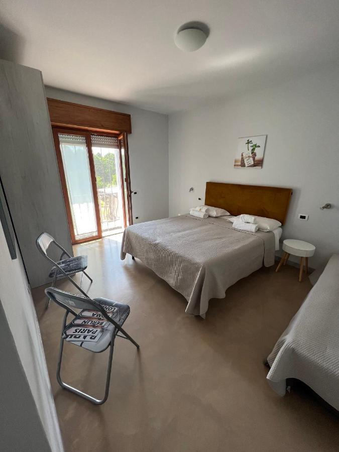 Vanda Luxury House Near Gardaland And Garda Lake Castelnuovo del Garda Exterior foto